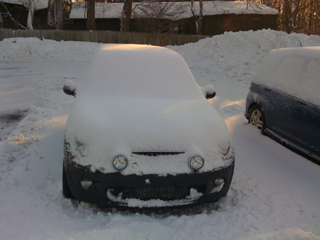 The Mini Clubman in the snow in NY during the holiday road trip. 